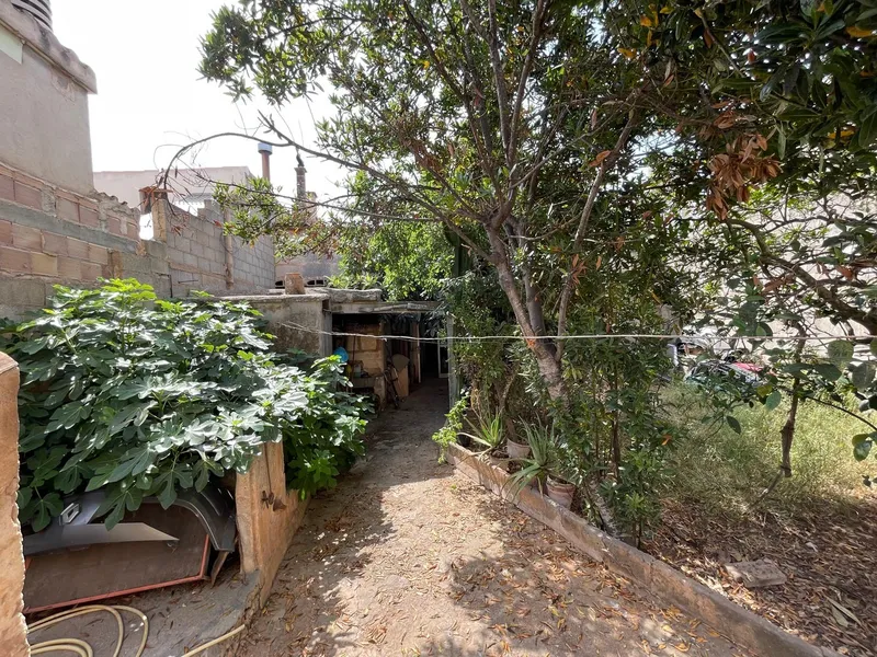 Spacious Townhouse with Big Garden in Campos — photo 4