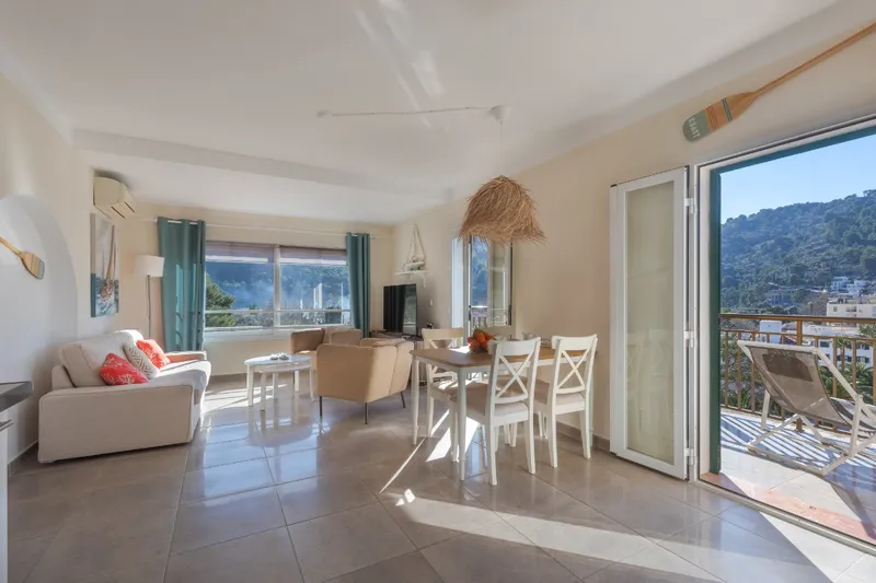 Modern apartment with terrace and tourist rental licence in Port de Sóller — photo 6