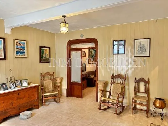 128m² village house with 5 rooms, bathroom & roof terrace for sale — photo 3