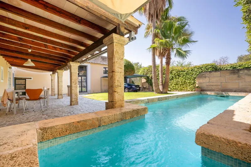 House with lifetime ETV license, pool and annex building with great potential in Establiments — photo 3