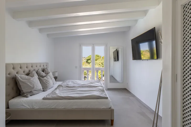 Exclusive Mediterranean Golf Villa for Sale in Santa Ponsa — photo 8