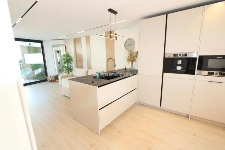 Apartment Sea Front Santa Ponsa for Sale — photo 3