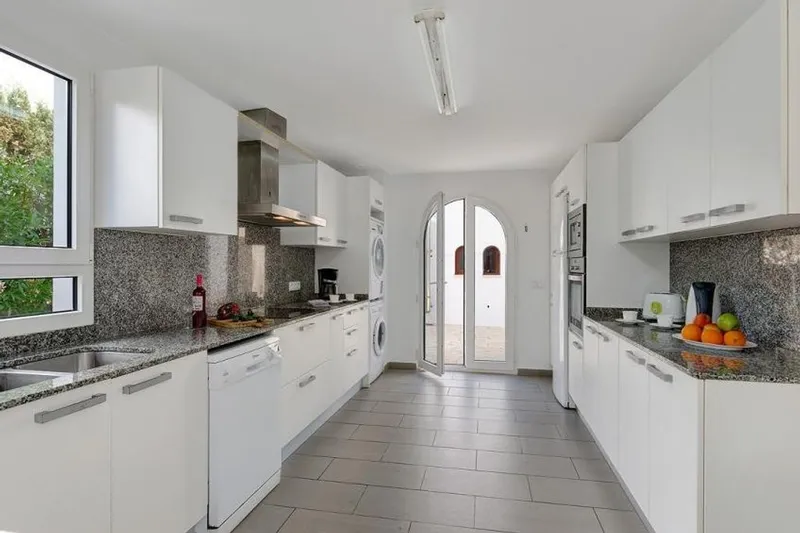 Villa in Cala d'Or, Province of Balearic Islands — photo 11