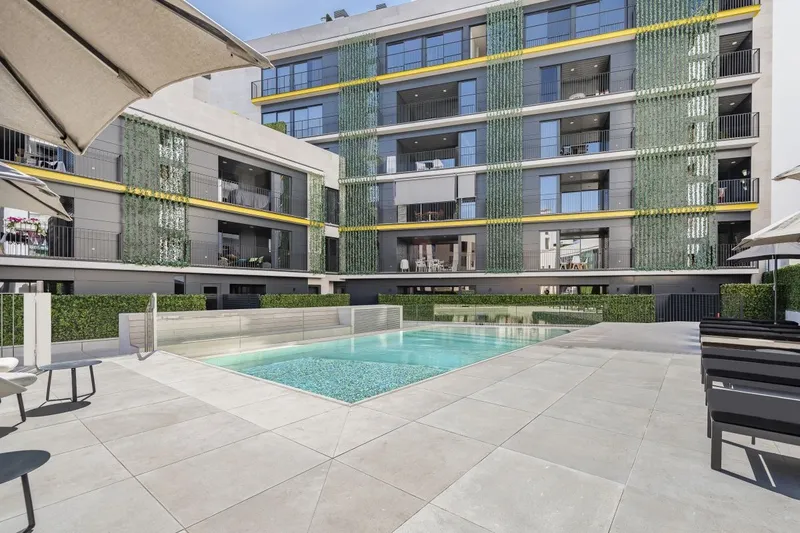 Newly renovated and spacious duplex apartment in Bonanova — photo 9