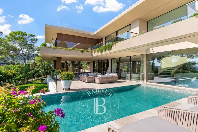 Luxury Villa in Portals Nous with 7 Bedrooms, Sea Views and Infinity Pool — photo 4