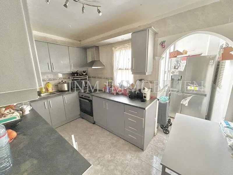 150m² Wohnung mit 4 Zimmern, Terrasse und Aufzug zu kaufen — photo 5