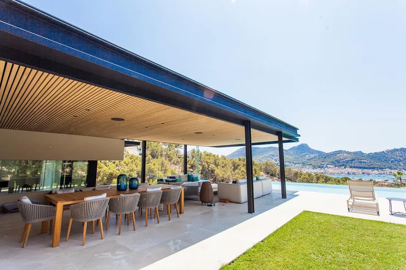 Prestigious home: discover the beauty of this exclusive sea view villa in Port d’Andratx — photo 1