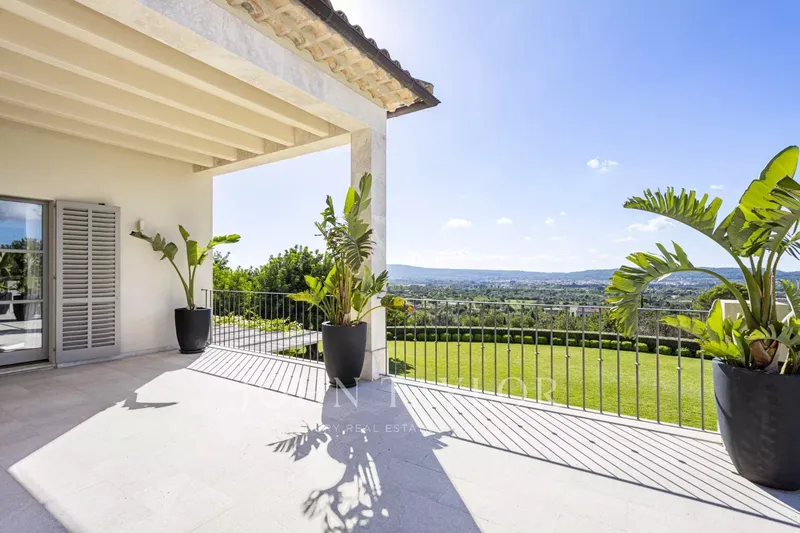 Villa for Sale in Santa Maria — photo 6