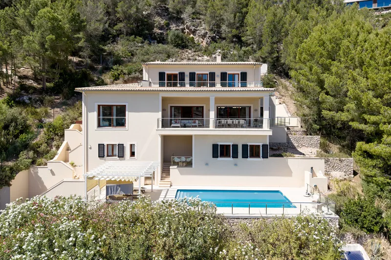 Mediterranean villa with gigantic sea views in Son Vida - Marcel Remus Real Estate — photo 1
