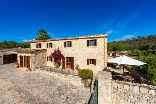 Finca near Sineu with 50 m2 pool, guest apartment and wonderful views! — photo 2