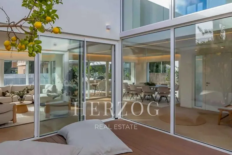 Stylish city villa with sea views and exceptional living quality — photo 10