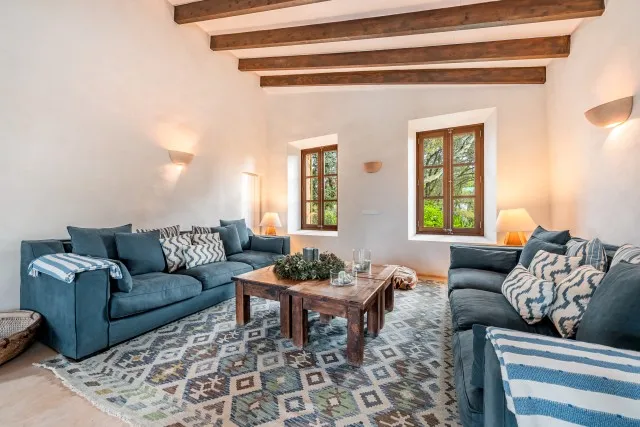Country house with holiday rental license for sale in Felanitx, southeast Mallorca — photo 2