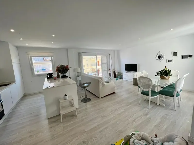 Beautiful recently renovated flat on the first line in Can Picafort / Playa de Muro, available for seasonal rental up to max 11. An option — photo 6