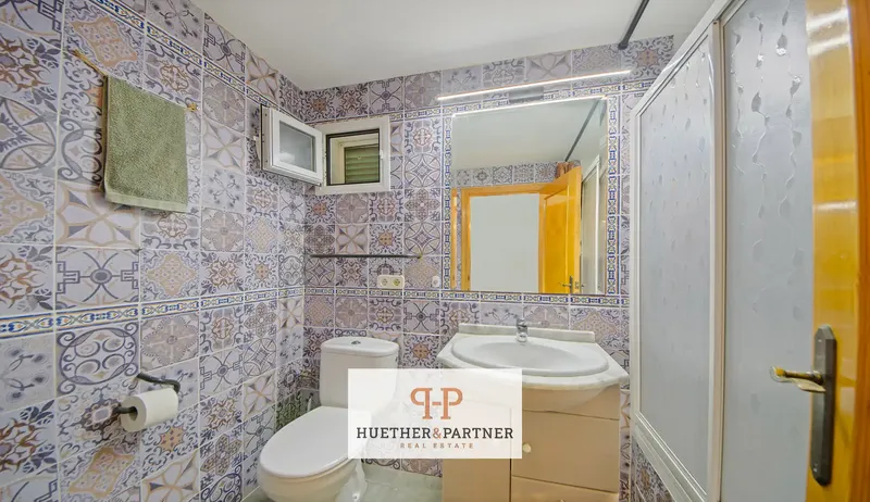 Casa unifamiliar en Cales de Mallorca con piscina, 2 dormitorios y 2 baños: una vivienda con mucho encanto que ofrece gran privacidad, ampli — photo 10