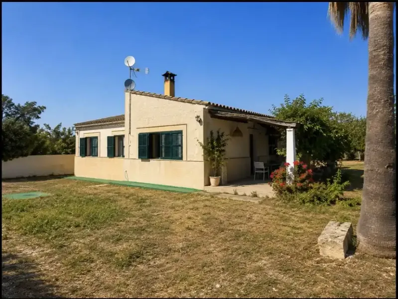 Charming rustic finca with large plot and absolute tranquility — photo 1