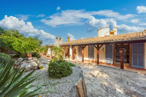Búger: Rustic country house in Búger with wonderful outdoor area and fantastic views — photo 9