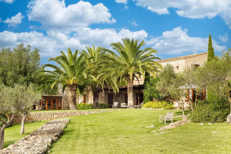 Mediterranean finca with views in Sant Llorenç des Cardassar — photo 3