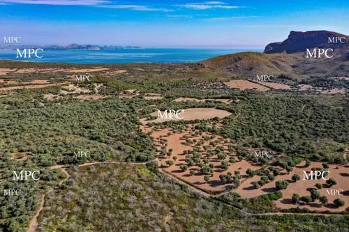 Exclusive finca under construction with more than 20 hectares of land between nature and the sea in Artà — photo 1