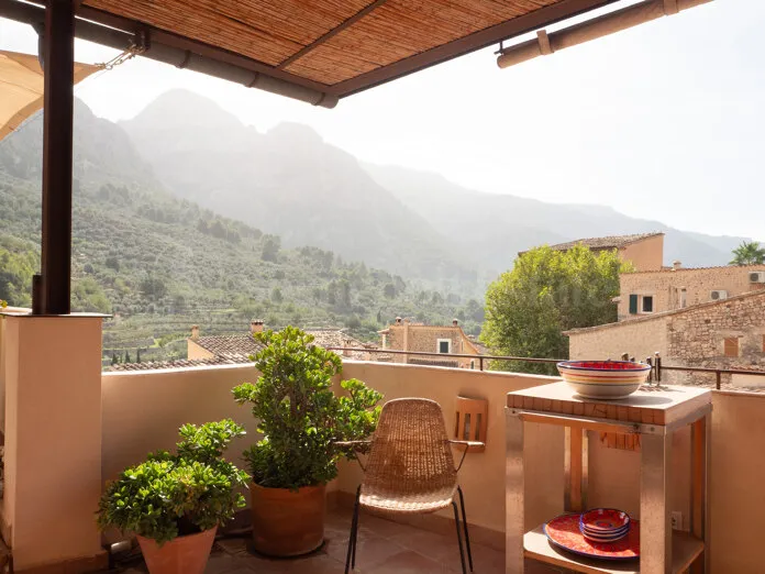 Charming Townhouse in the Heart of Fornalutx — photo 1