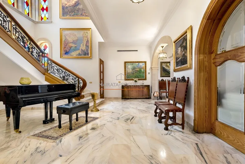 Elegant Townhouse for Sale in Muro with Courtyard, Sauna and Double Garage — photo 3