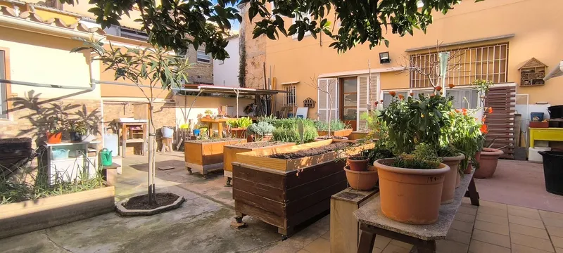 Spectacular single-family home with garage, terraces and independent spaces in Son Canals — photo 3