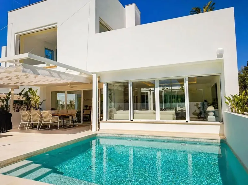 Stylish city villa with sea views and exceptional living quality — photo 2