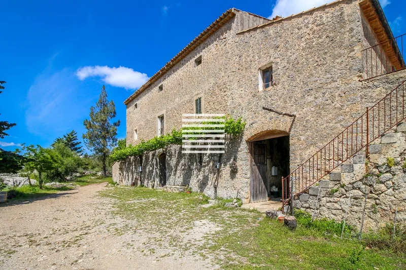 Exclusive country estate situated in the heart of Serra de Tramuntana, Mallorca — photo 1
