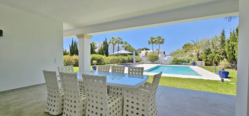 Villa with Garden and Pool close to the Sea in Porto Petro — photo 10