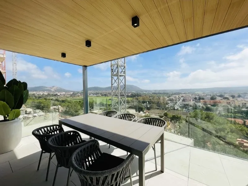 Luxury apartment with sea view in Cala Major — photo 4