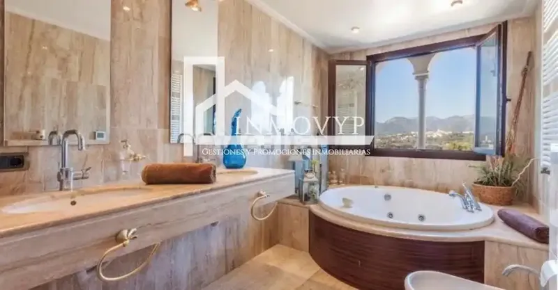 At Inmovyp we have the opportunity to offer you this luxurious and beautiful three-story house WITH ELEVATOR in the town of BURGER. — photo 7