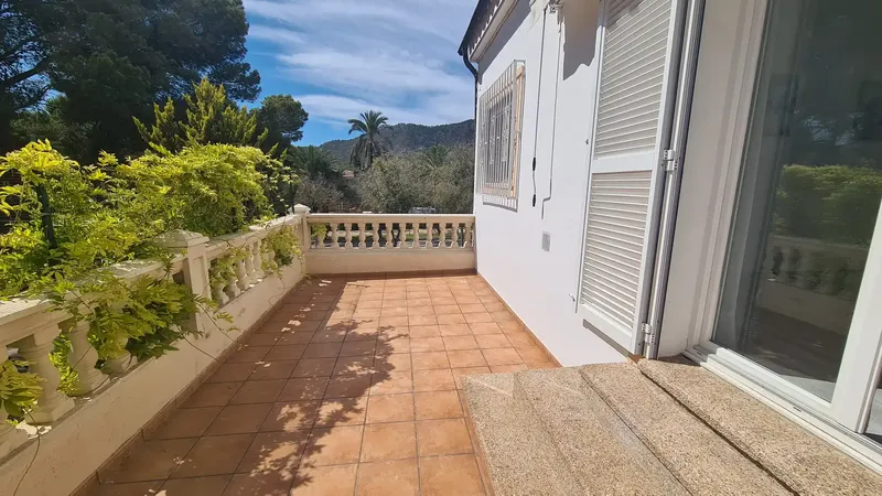 Nice flat in Calvià, Palma Nova area. Living room, 2 bedrooms, 1 bathroom, terrace on the same floor, parking. Option to be delivered furnished. — photo 1