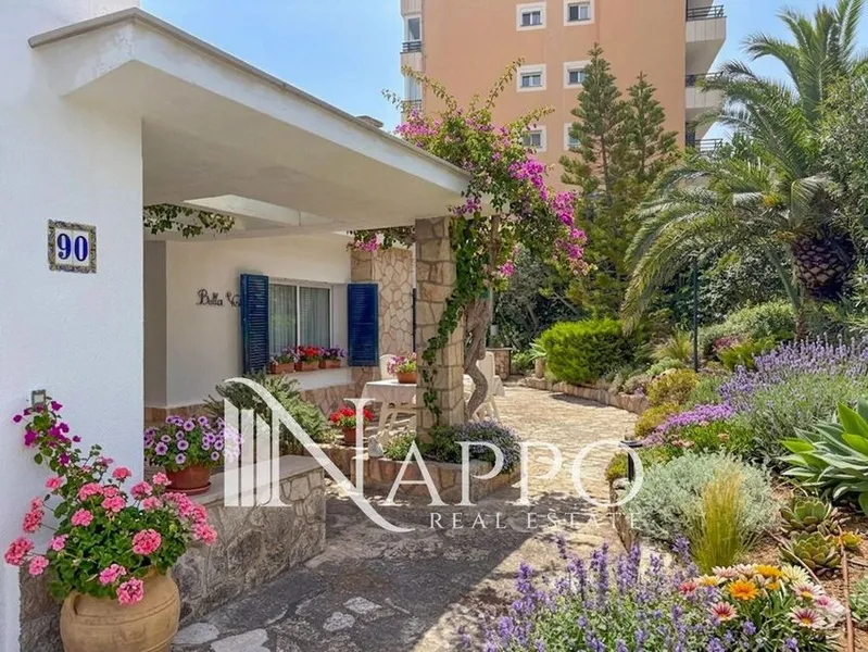 Detached house for sale in Cala Major — photo 1