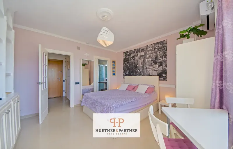 Studio in Cales de Mallorca: this very bright studio, located on the fourth floor, stands out for its successful combination of Mediterranean comfort — photo 5