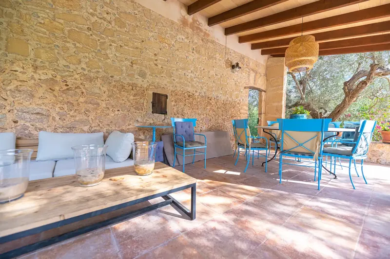 This beautiful Mallorcan finca has been carefully restored to a very high level, and now features all modern amenities — photo 10