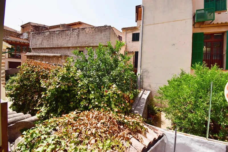 Charming village house with terrace in the heart of Fornalutx — photo 3
