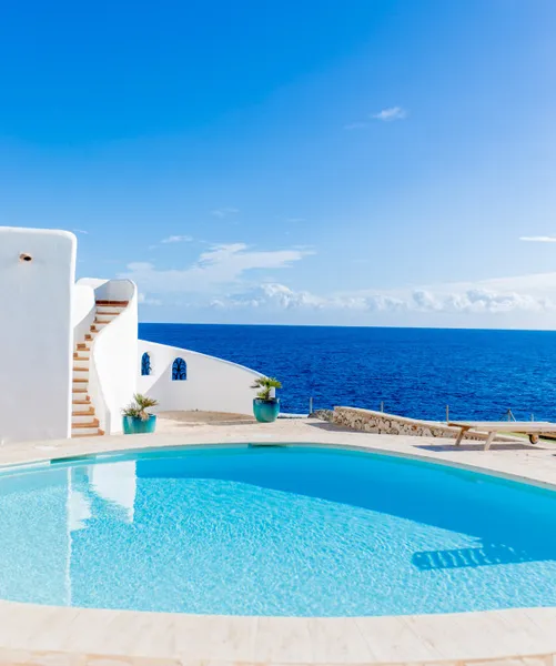 Fantastic seafront villa in a privileged location in Cala d'Or — photo 2