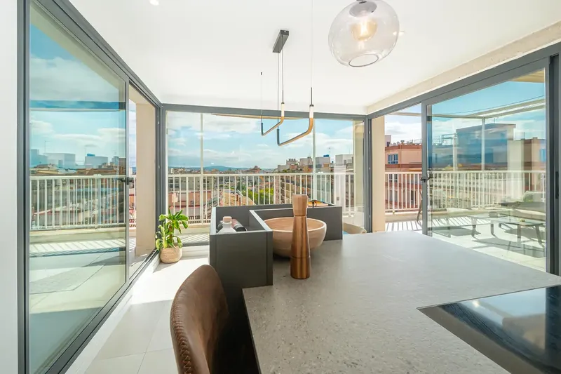 A penthouse that redefines the concept of living at height — photo 8