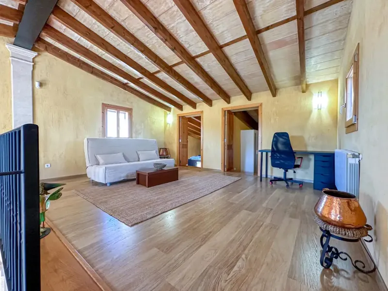 Located in the quiet village of Sineu, in the heart of Mallorca, a place known and characterized by its architecture, gastronomy and s — photo 10