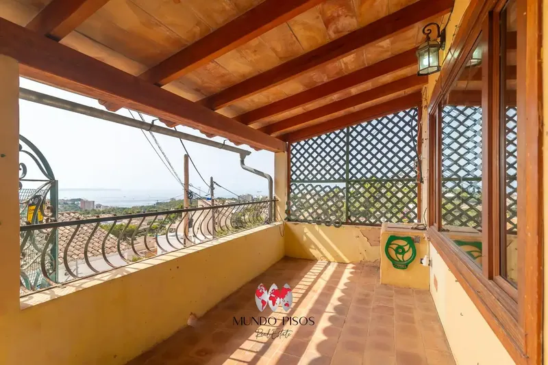 Charming townhouse to renovate with outdoor spaces and sea views in Génova, Palma de Mallorca, Balearic Islands — photo 4