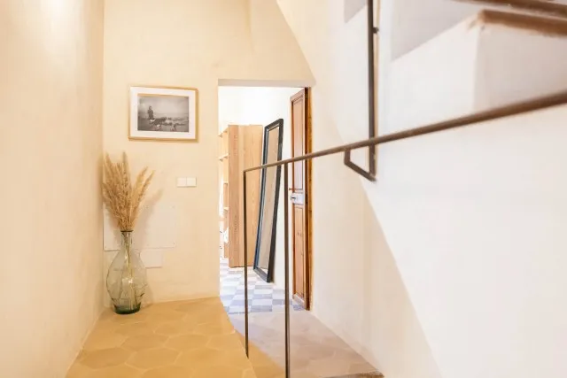 Charming fully renovated historic town house with pool for sale in Alaro, Mallorca — photo 8