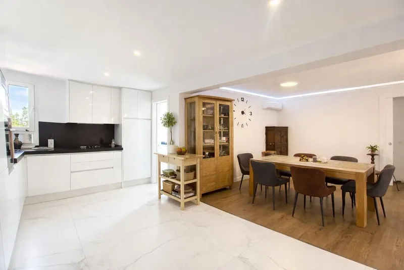 Apartment in Nova Santa Ponsa, Province of Balearic Islands — photo 5