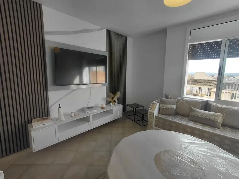 If you are looking for a smart investment or a solution for two families who want to live together but with total independence, this property — photo 6