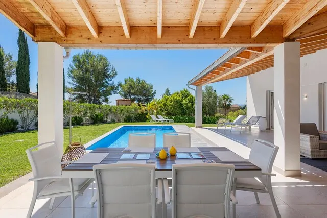 Modern family villa for sale in a prime area, near Pollensa, North Mallorca — photo 5