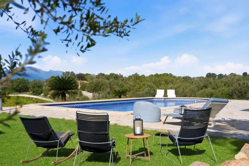 Charming rustic finca in Llubí with holiday license, pool and spectacular views of the Serra de Tramuntana — photo 9