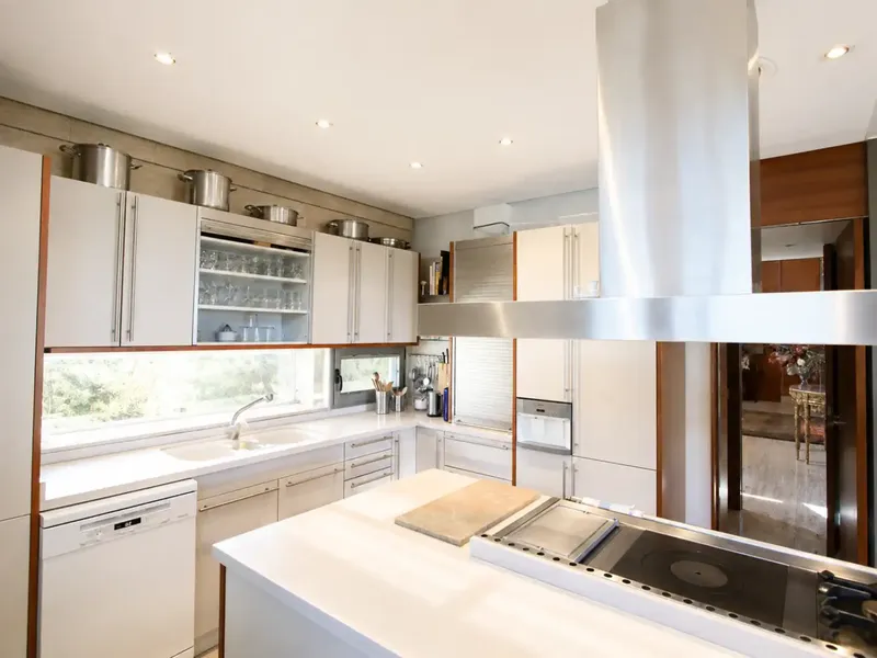 Design villa on the seafront with private pool in Son Verí Nou — photo 11