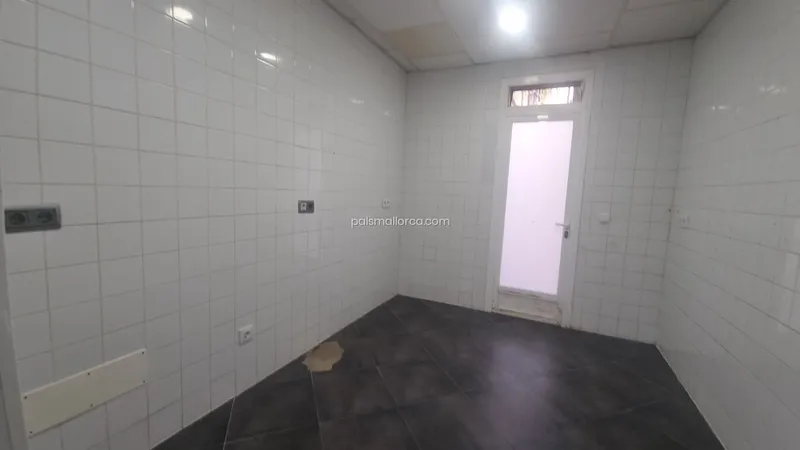 Commercial property in Llucmajor — photo 10