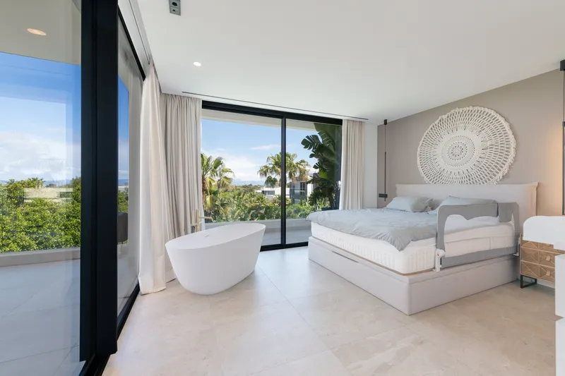 Modern villa for sale in Puig de Ros with sea views — photo 3