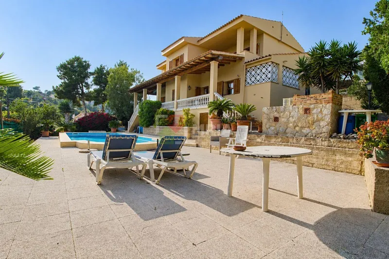 House for sale on Calle Santa Lavinia – Costa d’En Blanes Calvià — photo 1