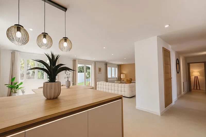Fantastic villa in a prime location of Nova Santa Ponsa — photo 11