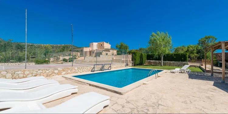 Renovated Finca near Son Macia with Holiday License and Tennis Court — F 40 — photo 4